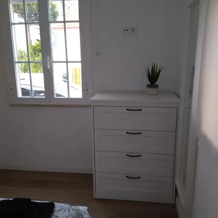 Casa Guti 게스트하우스 코스타 다 카파리카